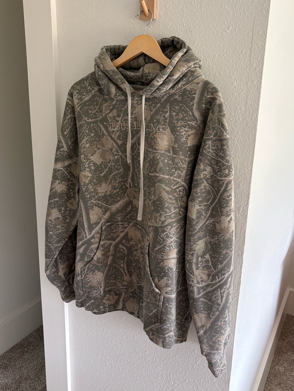 Camo Graphic Hooded Sweatshirt - Green/Tan XL